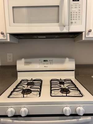 Move out deep cleaning service - Deep cleaning one room one bathroom and kitchen / floors and walls Move out deep cleaning service - Deep cleaning one room one bathroom and kitchen / floors and walls