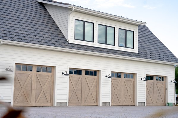 Bridgewater Series Garage Doors - Give your home some curb appeal with Vidor Garage Door Bridgewater Series garage doors! Be the envy of the neighborhood with beautiful, custom garage doors from Vidor. Request a free quote today! Bridgewater Series Garage Doors - Give your home some curb appeal with Vidor Garage Door Bridgewater Series garage doors! Be the envy of the neighborhood with beautiful, custom garage doors from Vidor. Request a free quote today!