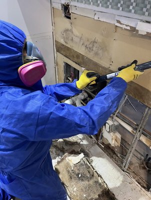 Mold Remediation in Miami, FL - A hidden leak went unnoticed, leaving moisture trapped behind walls. Without professional drying, the drywall remained saturated, creating the perfect environment for heavy mold growth throughout the kitchen, bedroom, and closets. The damage quickly spread, affecting air quality and posing health risks.
Rapid Response Restoration stepped in during this challenging time, providing expert containment, mold removal, and thorough drying to restore a clean, safe home for our clients. With our professional approach and attention to detail, we ensured their property was properly remediated and protected against future issues. Mold Remediation in Miami, FL - A hidden leak went unnoticed, leaving moisture trapped behind walls. Without professional drying, the drywall remained saturated, creating the perfect environment for heavy mold growth throughout the kitchen, bedroom, and closets. The damage quickly spread, affecting air quality and posing health risks.
Rapid Response Restoration stepped in during this challenging time, providing expert containment, mold removal, and thorough drying to restore a clean, safe home for our clients. With our professional approach and attention to detail, we ensured their property was properly remediated and protected against future issues.