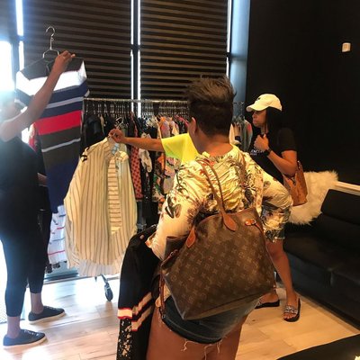 Sip & Shop Event - Salon Amour LLC @salonamourllc @bflyapparel Salon Amour, LLC
301-856-4247 Sip & Shop Event - Salon Amour LLC @salonamourllc @bflyapparel Salon Amour, LLC
301-856-4247
