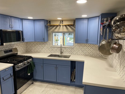 Home & Bathroom Remodeling - We love working creatively in partnership with homeowners to create kitchens and bathrooms that work better, feel new, and make people love their homes again! Home & Bathroom Remodeling - We love working creatively in partnership with homeowners to create kitchens and bathrooms that work better, feel new, and make people love their homes again!