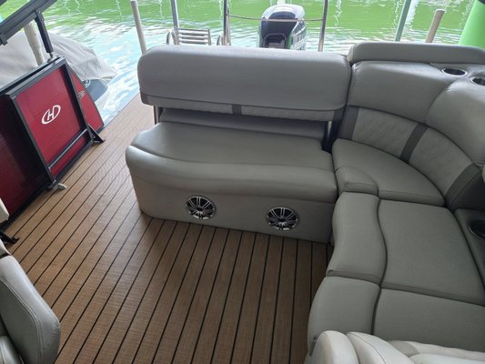 Boat Detailing - Boat Detailing Boat Detailing - Boat Detailing