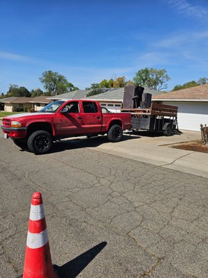 Rental cleanout! - This Rental cleanout consisted of all kinds of junk. it was so much stuff that I had to do 2 trips. got it all picked up and the customer was satisfied! Everyone was happy! Rental cleanout! - This Rental cleanout consisted of all kinds of junk. it was so much stuff that I had to do 2 trips. got it all picked up and the customer was satisfied! Everyone was happy!