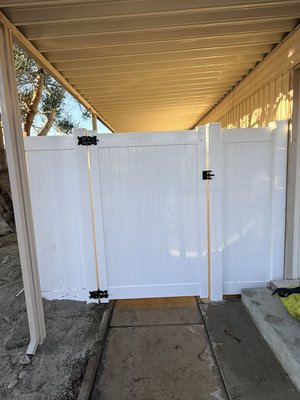 Cathedral City install - This fence was installed in Cathedral City another happy Customer Cathedral City install - This fence was installed in Cathedral City another happy Customer