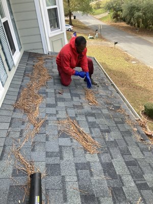 Gutter cleaning & roof cleaning - The project involved is cleaning gutters and blowing the roof to remove all debris Gutter cleaning & roof cleaning - The project involved is cleaning gutters and blowing the roof to remove all debris