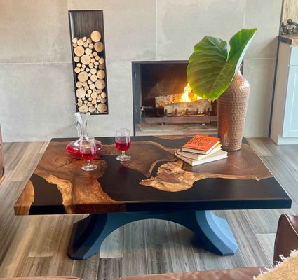 Custom Table Build - Handcrafted live edge dining tables, epoxy coffee tables, dining tables and desks.
