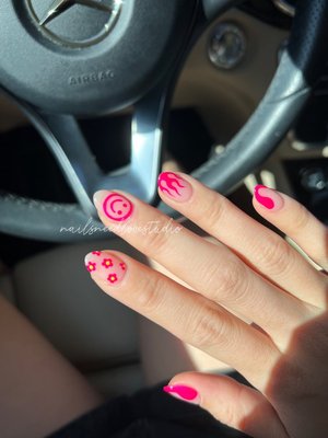 Short Nails Dont Care xoxo - Our Short Nails Album features a collection of effortlessly stylish nail designs for those who love to keep it short and sweet. Short Nails Dont Care xoxo - Our Short Nails Album features a collection of effortlessly stylish nail designs for those who love to keep it short and sweet.