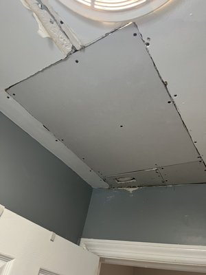 New drywall installation - Fix bathroom ceiling New drywall installation - Fix bathroom ceiling