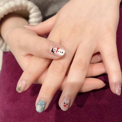 Previous Nail Work - Nail work done in the past such as French tip, cat eye, and nail art. Does not fully showcase all of the services that we provide. Previous Nail Work - Nail work done in the past such as French tip, cat eye, and nail art. Does not fully showcase all of the services that we provide.