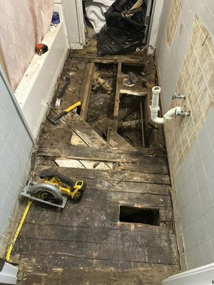 Bathroom renovation - This renovation was done to an old bathroom in which the subfloor was sagging and rotting. We completely refreshed and updated it.