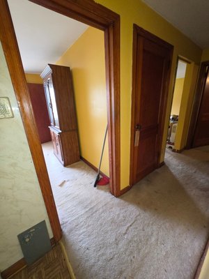 Before Photos of Residential Clean Out Services!!! - Before Photos: The family called us for urgent assistance—this home needed a full clear-out to get it market-ready. We stepped in to handle all items and prepare the space for its next chapter. Here at Key Removal Cleaning, we can handle all your cleaning needs by taking clean to the next level!!! Before Photos of Residential Clean Out Services!!! - Before Photos: The family called us for urgent assistance—this home needed a full clear-out to get it market-ready. We stepped in to handle all items and prepare the space for its next chapter. Here at Key Removal Cleaning, we can handle all your cleaning needs by taking clean to the next level!!!