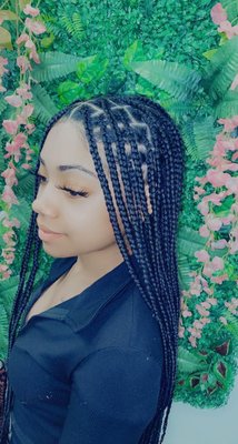 Triangle knotless Braids - Best summer braids.