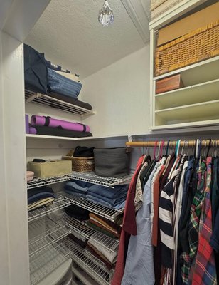 Professional Organizer - We declutter your space and set up simple zones so every item has a home. Then we add labels and give you an easy plan so the order actually lasts. Expect clear surfaces, faster routines, and a calmer home, often in a single session.