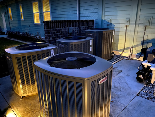 Lenox Heat Pump Install - The homeowners had asked me to come over to install a new air conditioning system for their house. This brand new Lenox heap pump will keep them cool for years with the correct maintenance. Very proud to be providing quality services.