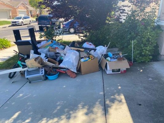 Junk Removal - Junk Removal Junk Removal - Junk Removal