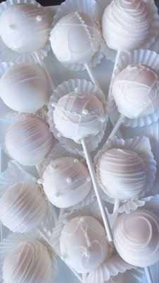 Wedding / bridal treats - Handmade with love , our most popular orders. Bridal treats of all kinds. From cake pops, to Rice Krispies and Oreos. Wedding / bridal treats - Handmade with love , our most popular orders. Bridal treats of all kinds. From cake pops, to Rice Krispies and Oreos.