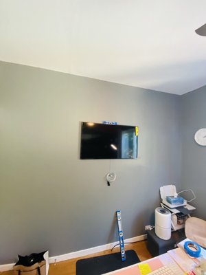 Tv mounting job Tv mounting job