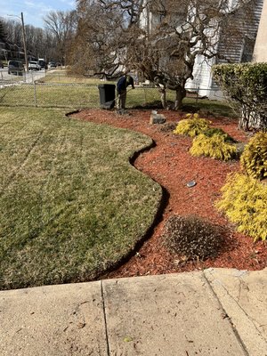 Bedding and Mulch Cleaning - mulch and cleaning Bedding and Mulch Cleaning - mulch and cleaning