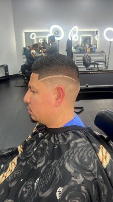Plugged La Cutz haircuts - We specialize in really detailed cuts, our team of professionals take their time so you leave satisfied. Plugged La Cutz haircuts - We specialize in really detailed cuts, our team of professionals take their time so you leave satisfied.