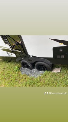 Winching Services - Winching out trailer Stuck in 2 feet hole
Tow rescues llc is winching out trailer stuck in 2 feet deep hole Winching Services - Winching out trailer Stuck in 2 feet hole
Tow rescues llc is winching out trailer stuck in 2 feet deep hole
