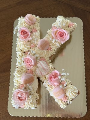 Letter & Number cakes - Bridal showers, birthdays, baby showers, holidays, and monumental events; letter & number cakes can be customized for nearly any occasion.
You choose toppings & decor! Letter & Number cakes - Bridal showers, birthdays, baby showers, holidays, and monumental events; letter & number cakes can be customized for nearly any occasion.
You choose toppings & decor!