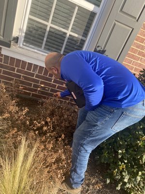 Ant inspection - Customer had tried everything and called us and we conducted an complete inspection and identified the ant and we were able to set up a game plan and eliminate the issue. Ant inspection - Customer had tried everything and called us and we conducted an complete inspection and identified the ant and we were able to set up a game plan and eliminate the issue.