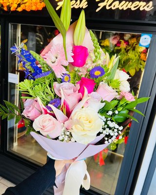 Mother’s Day - Order beautiful flower arrangements for Mother’s Day Mother’s Day - Order beautiful flower arrangements for Mother’s Day