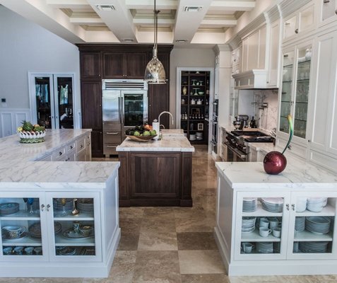 Fun Layouts - Here we have one of our favorite projects we have worked on. The Layout was really fun to work with and we loved the style it brings to the home. Our customer was amazed by this custom project!

If you're looking to up your kitchen this season, give ABC Home Expert a call! Leave it to the experts!