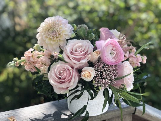 Floral subscriptions - We offer many floral subscriptions to meet your needs.  Monthly, weekly, quarterly and even by dates.  Call us or visit our website to get started!