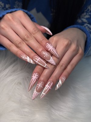 Signature Nail Care at Ongles Atelier HQ - This project highlights our approach to modern nail care at Ongles Atelier HQ. We focus on clean techniques, precision, and high-quality products for manicures and pedicures. Every service is performed in a calm, minimal space designed to provide a refined and relaxing experience. Signature Nail Care at Ongles Atelier HQ - This project highlights our approach to modern nail care at Ongles Atelier HQ. We focus on clean techniques, precision, and high-quality products for manicures and pedicures. Every service is performed in a calm, minimal space designed to provide a refined and relaxing experience.