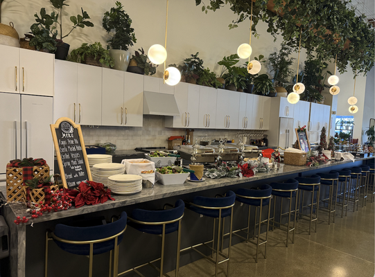 Holiday Season - Create your own Holiday Menu by having a carving station, your prefer Hors D'oeuvres and a variety of sweets to celebrate the holiday season. Holiday Season - Create your own Holiday Menu by having a carving station, your prefer Hors D'oeuvres and a variety of sweets to celebrate the holiday season.