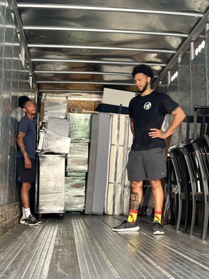 Long Distance Move 2023 - This move from Fuquay-Varina, North Carolina to Murphy, NC included 4 bedrooms, 2 living sets, and an 800 lb. safe! All within the span of one day, the CDM team delivered all of the customers treasures, totaling 20 hours committed to our customers! After shopping around for two days, CDM came in 45% cheaper than the competition and provided 5-star service!