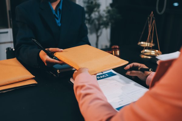Notary and Officiant - Services available 24/7