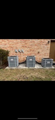 MrChill Heating and Air, Inc - We Remove and water source heat pump and installed 2 Bosch Heat Pumps in The Woodlands. Bosch is Inverter driven and averages 32 seer throughout the year. Can run as air conditioning or heat pump. Super quiet and very efficient. 0% financing available with approved credit.
Call Today for a Free Estimate!