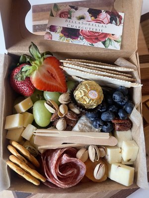 Boxed lunch for your next flight - Just order online or by phone, and we'll handle the rest, delivering your charcuterie box right to your home.
Experience the ultimate in fresh, local, and artisanal snacking with Bellasorellas Charcuterie. Treat yourself to a touch of gourmet luxury delivered straight to your door for you next flight! Fresh. Local. Delivered. Boxed lunch for your next flight - Just order online or by phone, and we'll handle the rest, delivering your charcuterie box right to your home.
Experience the ultimate in fresh, local, and artisanal snacking with Bellasorellas Charcuterie. Treat yourself to a touch of gourmet luxury delivered straight to your door for you next flight! Fresh. Local. Delivered.