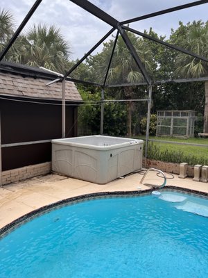 🛁 Hot Tub Removal Made Easy – The Right Way! 🛁 - Removing an old hot tub isn’t a simple task – it’s big, heavy, and takes some serious muscle! 💪 But at Easy Day Junk Removal, we’re up for the challenge and always make sure it gets done the right way.

We specialize in hot tub removal that’s safe, efficient, and stress-free. Whether it's an outdated spa taking up space or one that’s broken beyond repair, we handle it all so you don’t have to.

Here’s why you should choose us: ✅ Experienced team with the right tools for the job
✅ Safe and proper disposal of your old hot tub
✅ Fast, reliable, and hassle-free service

Let us take care of the tough work so you can enjoy your space again. Contact us today to schedule your hot tub removal and let’s make your cleanup easy!