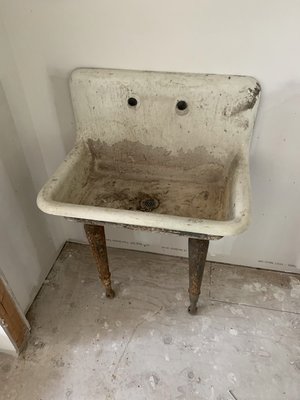 Old Farm Sink Restoration - This sink was brought back farm the "Old Farm Sink Boneyard" and now will be back in service, looking better than the day it was manufactured