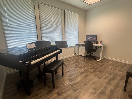 Cadenza Music Academy Studio - Cadenza Music Academy Studio