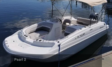 Pearl 2 Boat Rental - Overview
8 Passenger Deck Boat
30 Miles Per Hour Average Speed, Stereo/Music
Shade Canopy, Cooler, GPS For Navigation & Tracking, Live Well For Fishing