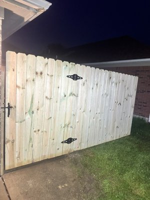 6’ Pine Privacy Fence - This customer had a picket fence that was falling apart and a back patio he wanted more privacy for.
He was happy with the results.
To be more cost effective for him I also used pre made sections to do this. 6’ Pine Privacy Fence - This customer had a picket fence that was falling apart and a back patio he wanted more privacy for.
He was happy with the results.
To be more cost effective for him I also used pre made sections to do this.