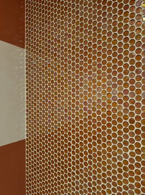 Mosaic installation - He installed a mosaic on the whole wall and a granite wash. Mosaic installation - He installed a mosaic on the whole wall and a granite wash.