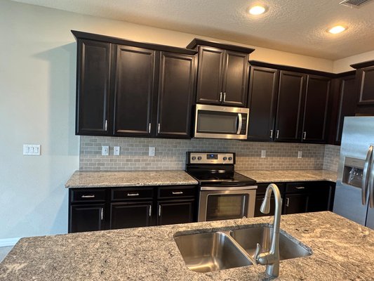 Move In / Move Out Cleaning - Moving? Let us handle the mess. We offer thorough top-to-bottom cleanings for both move-ins and move-outs, leaving every space fresh and ready. Move In / Move Out Cleaning - Moving? Let us handle the mess. We offer thorough top-to-bottom cleanings for both move-ins and move-outs, leaving every space fresh and ready.