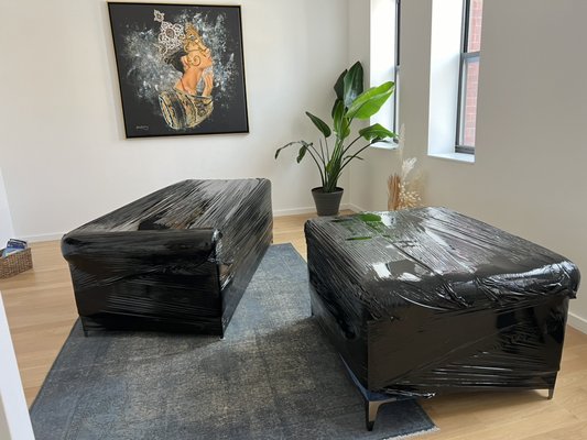 Piano moving and furniture delivery - Piano moving and furniture delivery Piano moving and furniture delivery - Piano moving and furniture delivery