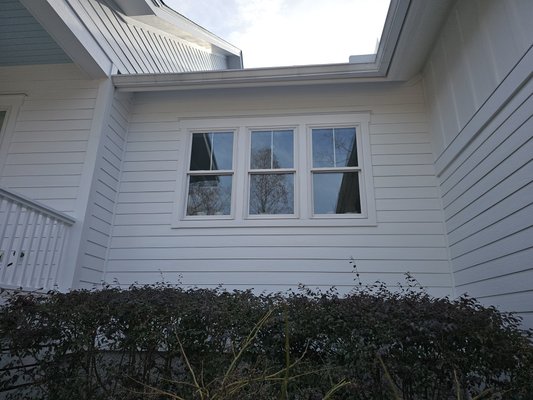 Finished quality work - Exterior House Painting Process
At Royal Logistics Services, we take pride in delivering top-quality exterior painting. Here’s how we transform your home’s exterior:
Preparation: We start by thoroughly cleaning the surfaces, removing dirt, debris, and old peeling paint. This ensures a smooth, long-lasting finish.
Repairs: Any cracks, holes, or damaged siding are repaired before painting. We make sure your home looks flawless.
Priming: We apply a high-quality primer to help the paint adhere better and last longer.
Painting: Using professional brushes, rollers, and sprayers, we apply premium exterior paint evenly, covering every corner and trim.
Detailing: We carefully paint the trims, doors, windows, and any small areas to ensure a polished, complete look.
Cleanup: After painting, we clean the area and remove any leftover materials, leaving your home looking refreshed and beautiful.
We guarantee a professional finish that enhances your home’s curb appeal and protects it from the elements. Finished quality work - Exterior House Painting Process
At Royal Logistics Services, we take pride in delivering top-quality exterior painting. Here’s how we transform your home’s exterior:
Preparation: We start by thoroughly cleaning the surfaces, removing dirt, debris, and old peeling paint. This ensures a smooth, long-lasting finish.
Repairs: Any cracks, holes, or damaged siding are repaired before painting. We make sure your home looks flawless.
Priming: We apply a high-quality primer to help the paint adhere better and last longer.
Painting: Using professional brushes, rollers, and sprayers, we apply premium exterior paint evenly, covering every corner and trim.
Detailing: We carefully paint the trims, doors, windows, and any small areas to ensure a polished, complete look.
Cleanup: After painting, we clean the area and remove any leftover materials, leaving your home looking refreshed and beautiful.
We guarantee a professional finish that enhances your home’s curb appeal and protects it from the elements.