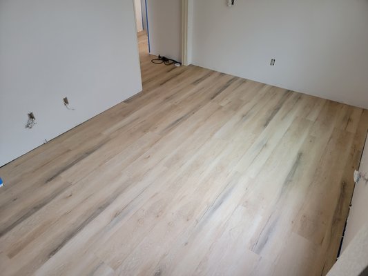 Residential project

san marcos ca. - Luxury vinyl plank.

Residential installation project.

san marcos ca.
