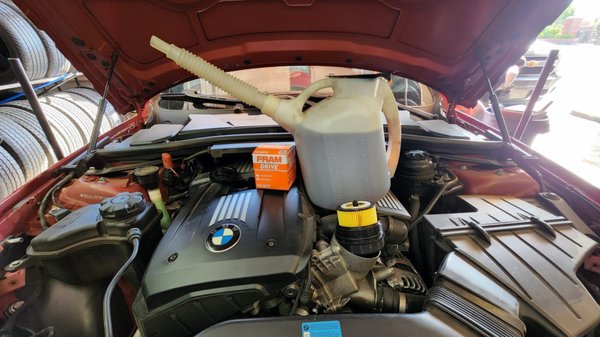 OIL CHANGE - NEED AN OIL CHANGE WE CAN SCHEDULE AN APP. TODAY OIL CHANGE - NEED AN OIL CHANGE WE CAN SCHEDULE AN APP. TODAY