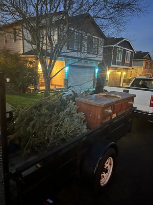 Junk removal - This are the services that we gave to our happy customers. We were happy to help them with their task when it worked for them!
Did a fast, professional and stress-free removal and left the spot spotless! Junk removal - This are the services that we gave to our happy customers. We were happy to help them with their task when it worked for them!
Did a fast, professional and stress-free removal and left the spot spotless!