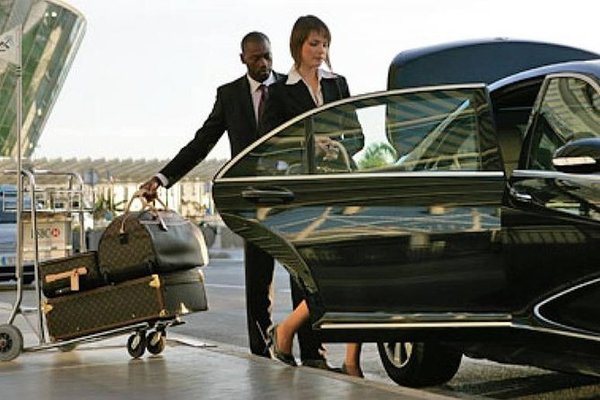 Santa Barbara to/from LAX Luxury Airport Transfer - Private luxury transportation from Santa Barbara or Montecito to LAX. Our professional chauffeur service includes flight tracking, door-to-door pickup, luggage assistance, and premium vehicles such as Cadillac Escalade, Suburban, and Mercedes Sprinter Vans. Perfect for families, executives, and travelers who want a reliable and comfortable ride to the airport. Santa Barbara to/from LAX Luxury Airport Transfer - Private luxury transportation from Santa Barbara or Montecito to LAX. Our professional chauffeur service includes flight tracking, door-to-door pickup, luggage assistance, and premium vehicles such as Cadillac Escalade, Suburban, and Mercedes Sprinter Vans. Perfect for families, executives, and travelers who want a reliable and comfortable ride to the airport.