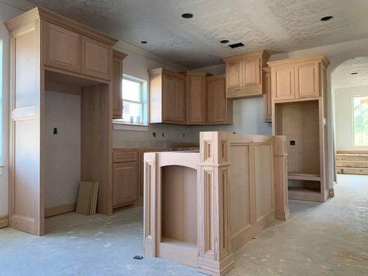 New Kitchen Set - Cabinet Set Description:
Material Used: Solid Paint-Grade Wood
Door Style: Raised Panel Cabinet Doors
The cabinets are crafted from solid wood, which is the highest-quality material available. The natural strength and durability of solid wood make it an excellent choice for kitchen cabinets.
While these cabinets can be painted, they can also be stain
The cabinet doors feature a raised panel design, adding a classic and elegant touch. The center panel is raised, creating depth and visual interest.
Raised Panel doors work well with various kitchen styles, from traditional to transitional New Kitchen Set - Cabinet Set Description:
Material Used: Solid Paint-Grade Wood
Door Style: Raised Panel Cabinet Doors
The cabinets are crafted from solid wood, which is the highest-quality material available. The natural strength and durability of solid wood make it an excellent choice for kitchen cabinets.
While these cabinets can be painted, they can also be stain
The cabinet doors feature a raised panel design, adding a classic and elegant touch. The center panel is raised, creating depth and visual interest.
Raised Panel doors work well with various kitchen styles, from traditional to transitional