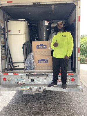 Cleanouts & Junk Removal - Whether you purchased new furniture and need the old stuff gone or you just need to free up some room Moving Hands 302 is here to take care of you! We treat you like family and ensure that we leave your place junk free and clean! Cleanouts & Junk Removal - Whether you purchased new furniture and need the old stuff gone or you just need to free up some room Moving Hands 302 is here to take care of you! We treat you like family and ensure that we leave your place junk free and clean!